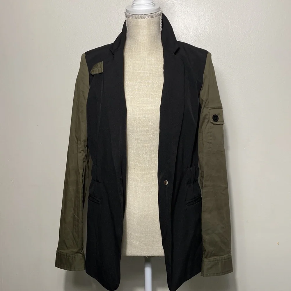 Vici Jacket - Picture 2 of 16